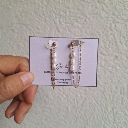 Aretes Carmin