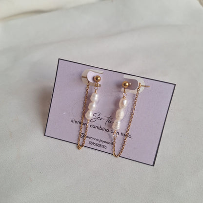 Aretes Carmin